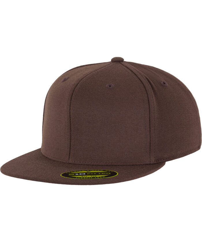 Premium 210 fitted cap (6210) - Image 3